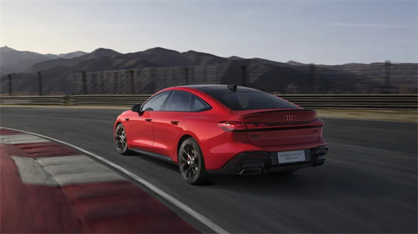 全新上汽奥迪A5L Sportback正式上市，限时臻享价25.99万元起